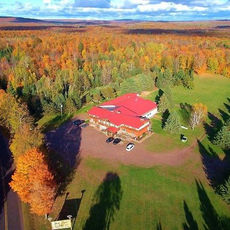 North Ironwood Acres - Black River Lodge 外观 照片